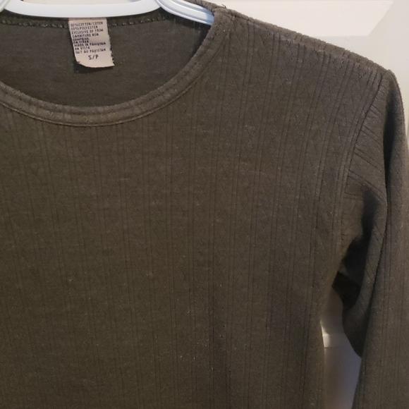 Shirt - Picture 2 of 3